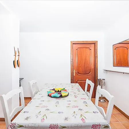 Isabella Art Villa